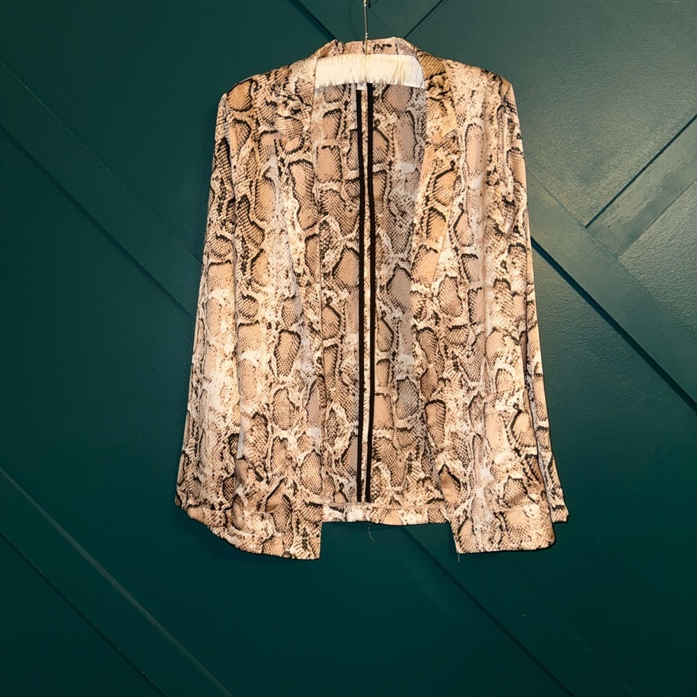 glam Snake-Print Duster Cardigan in Beige and Black
